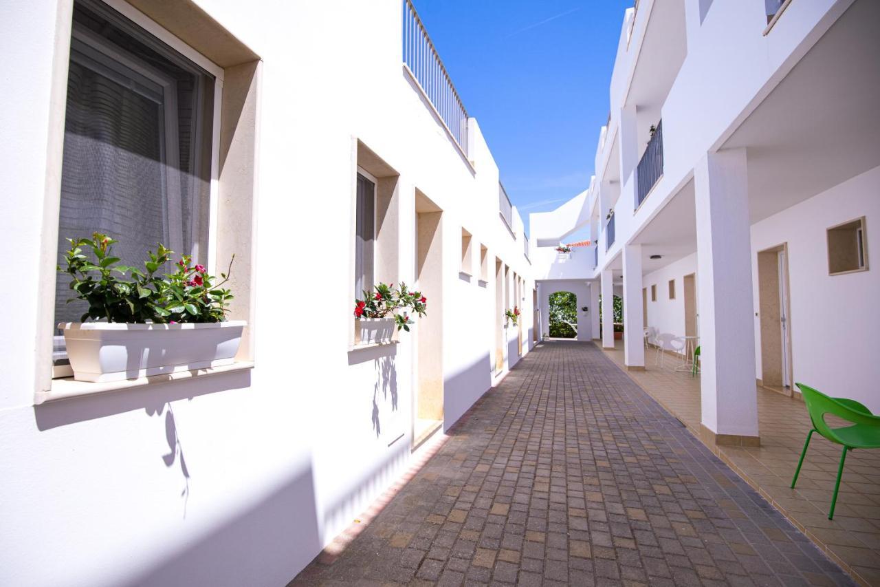Donnosanto Residence Torre Santa Sabina Dış mekan fotoğraf