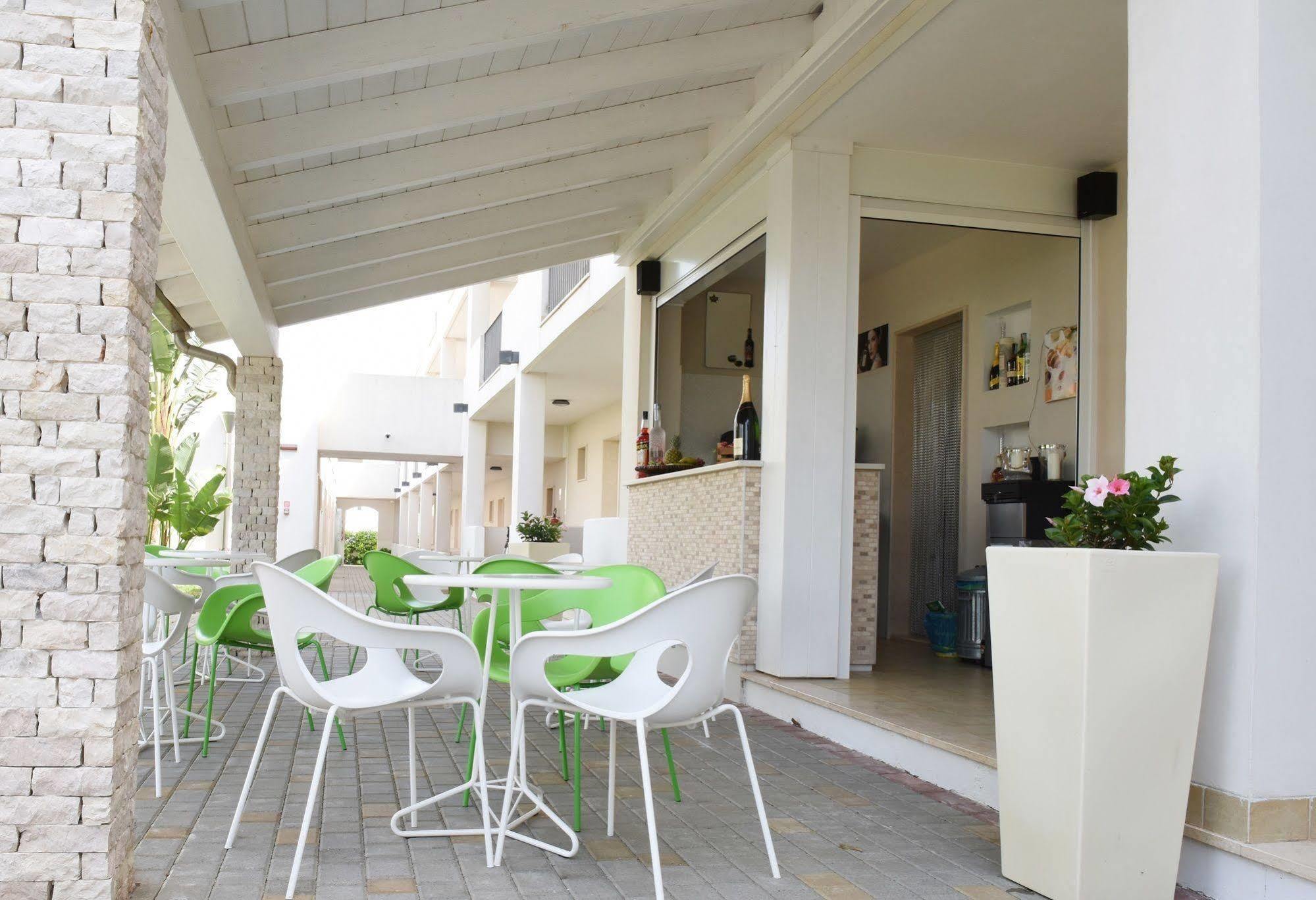 Donnosanto Residence Torre Santa Sabina Dış mekan fotoğraf