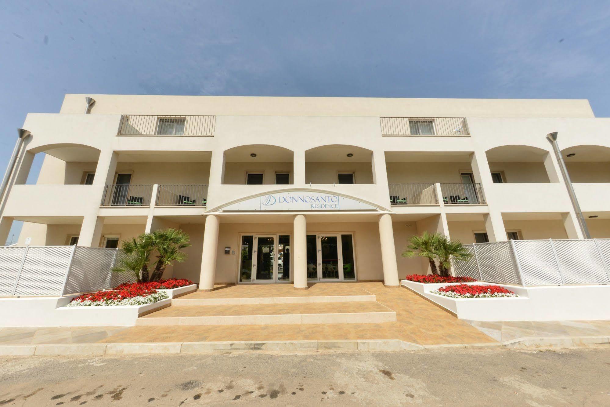 Donnosanto Residence Torre Santa Sabina Dış mekan fotoğraf